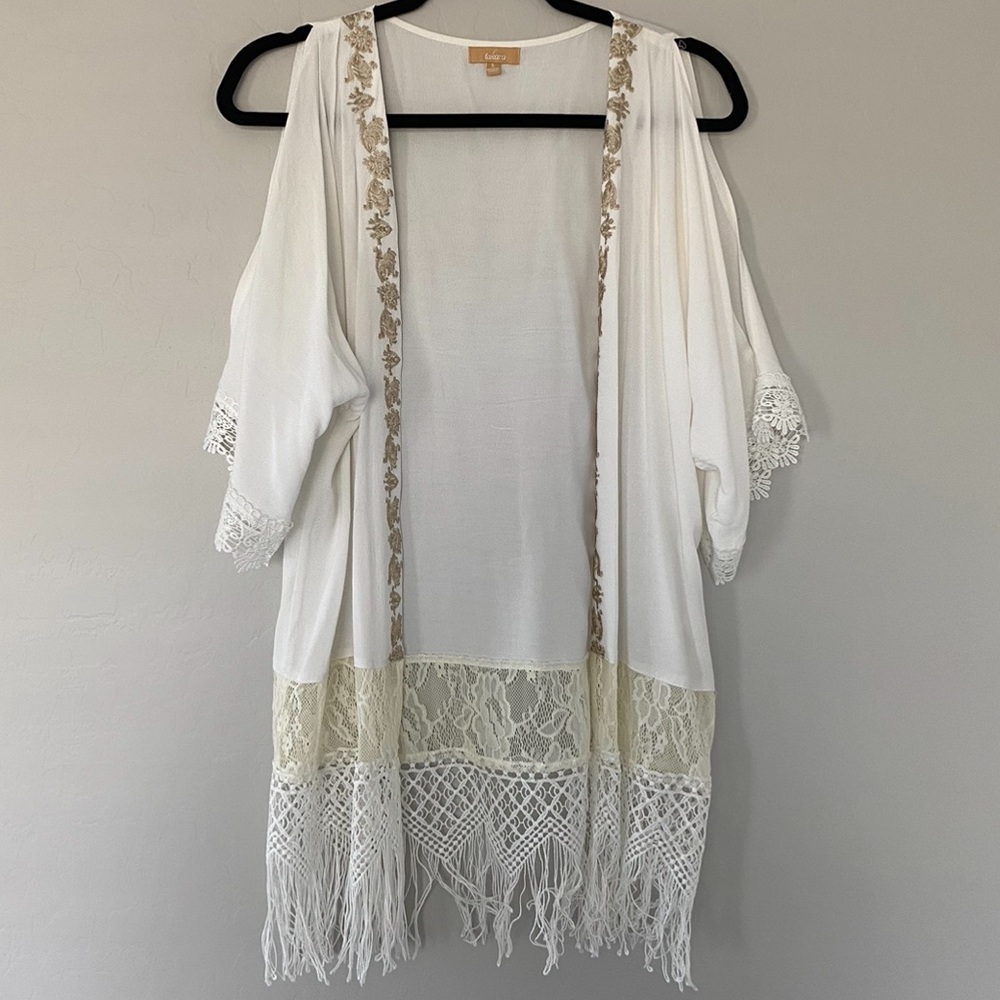 White Tunic/ Cover-Up/ Shawl/ Kimono With Tassles/ Size Small